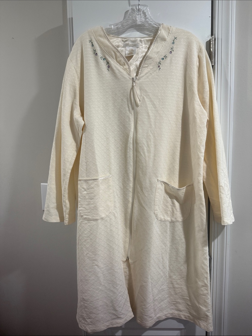 Secret Treasures Cream Long Zip Robe with Embroidered Neckline